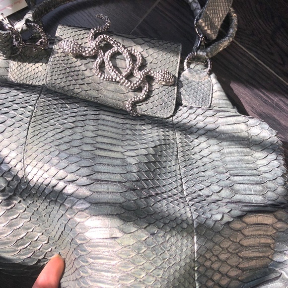 Clara Kasavina Gray Gonzalez Python satchel crossbody bag - Picture 10 of 13